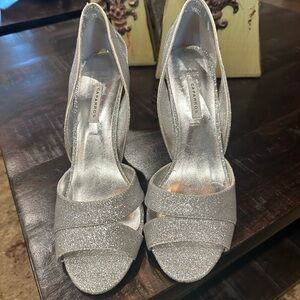 Women’s Caparros Shimmering Glitter Silver Heels. Size 10M.